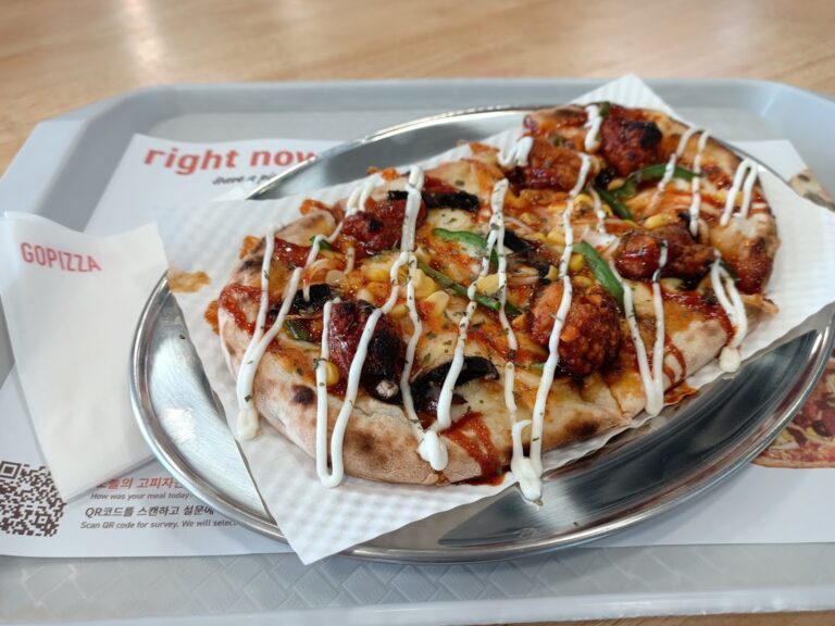 AF1QipNMoYWMZclyTfqOJCGxC0WapMqIElMGmUAXE2UQ s1536 768x576