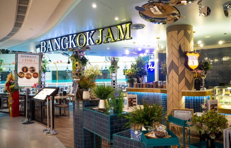 AF1QipOmg ny pyFMRhayYOvTjalgzoYig590bsrGW49 s1536 768x491