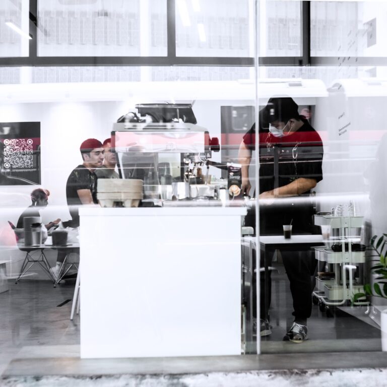 AF1QipPqpNGsxQ5KLRBlB8Y D7ADEZUzBK3NZNsMeafb s1536 768x768