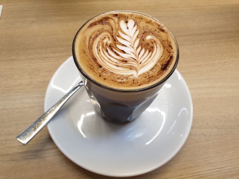 AF1QipMOxtfOrhst7Wh eEBAyrHQqSZLGz4VQlVtaY8 s1536 768x576