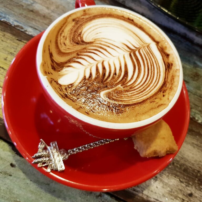 AF1QipMQXik GiwhHETpcie4FYuXzwT8RlQPWxnOgvmB s1536 768x768