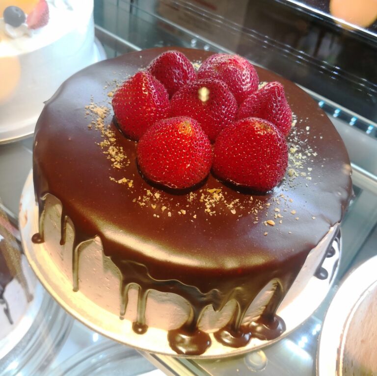 AF1QipMkyYCUS8ArbQ7vfB7emZ9nKRN8WoZewExGGRCe s1536 768x767