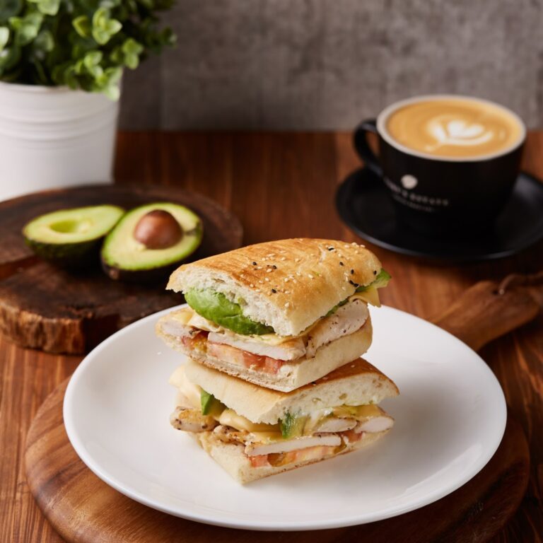 AF1QipNIE EInqPzd z5k61tO4kMn7EoZvVazWwgPsDL s1536 768x768