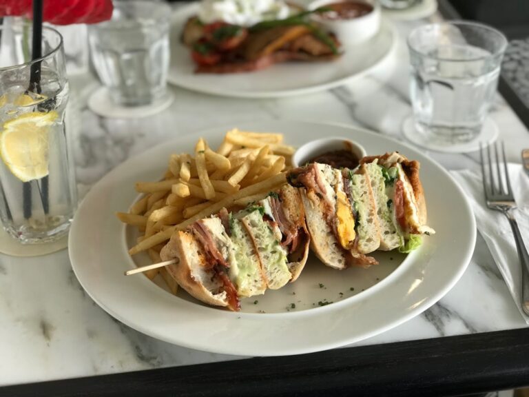 AF1QipNTW2q BXagWb 4zCavaUteOhumKvzWDU8aF5Pd s1536 768x576