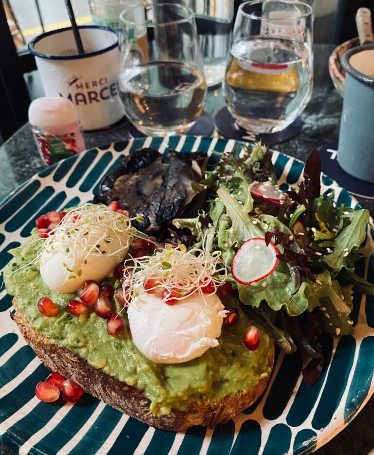 AF1QipNlNB3K0VZQ93yb73JZu2hGLmAaKjzKdyGnEpuJ s1536 768x935