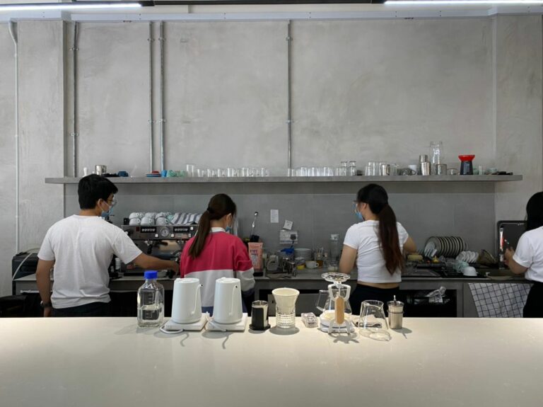 AF1QipNqWDJGtJifi0w Y6b76 5Cl4 gHKyKrhqX6TK3 s1536 768x575