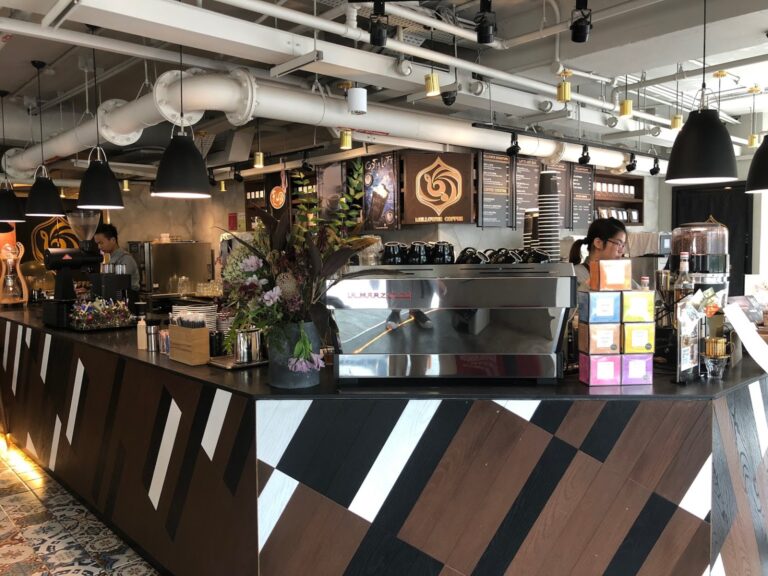 AF1QipO FtQD0vaW80kmczc1VYTdI0vOIy0MLitDKqbC s1536 768x576