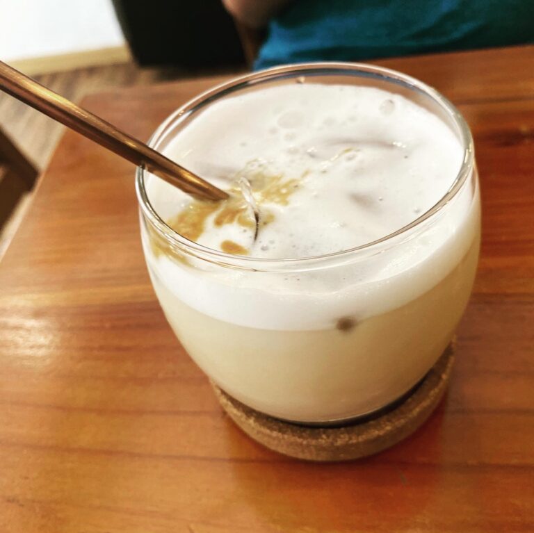 AF1QipOBtmlMeSM1VhlvK1Tg5rMfxbNYtzvyHO77MjxZ s1536 768x767