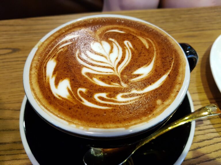 AF1QipObV74BfNZV6GtXYhdTVULd2jlXQFyYLD EV2J6 s1536 768x576