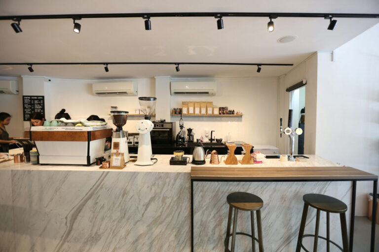 AF1QipPIFxCUcauOlL9 kcKuQjoQlAqXszQHqTNXOodK s1536 768x512