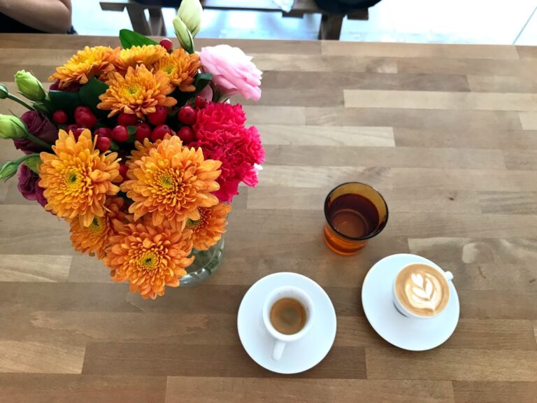 AF1QipPPqVJmlj8dRITSi3 zUN2ZCQi6 Dxr0bBXBIU6 s1536 768x576