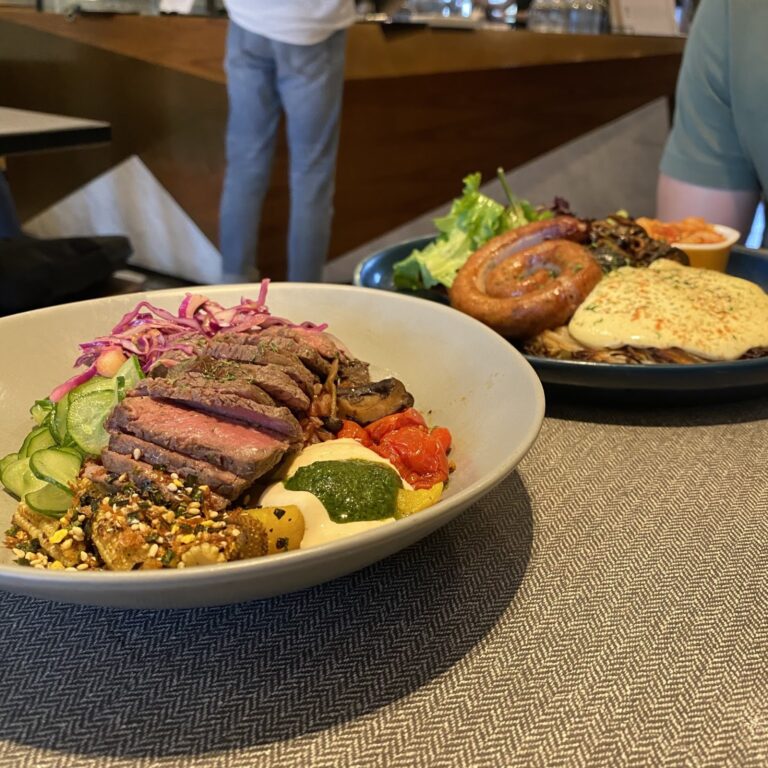 AF1QipPhP9 yji zlF4H hL3fca3tSmjqqGjYRYZjfT5 s1536 768x768