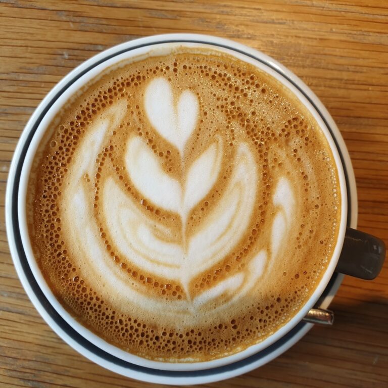 AF1QipPxZbqPCsmi37VrDPOJcChKNmMUJacoI ukNkBI s1536 768x768